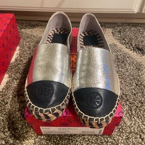 Tory Burch 
Espadrilles